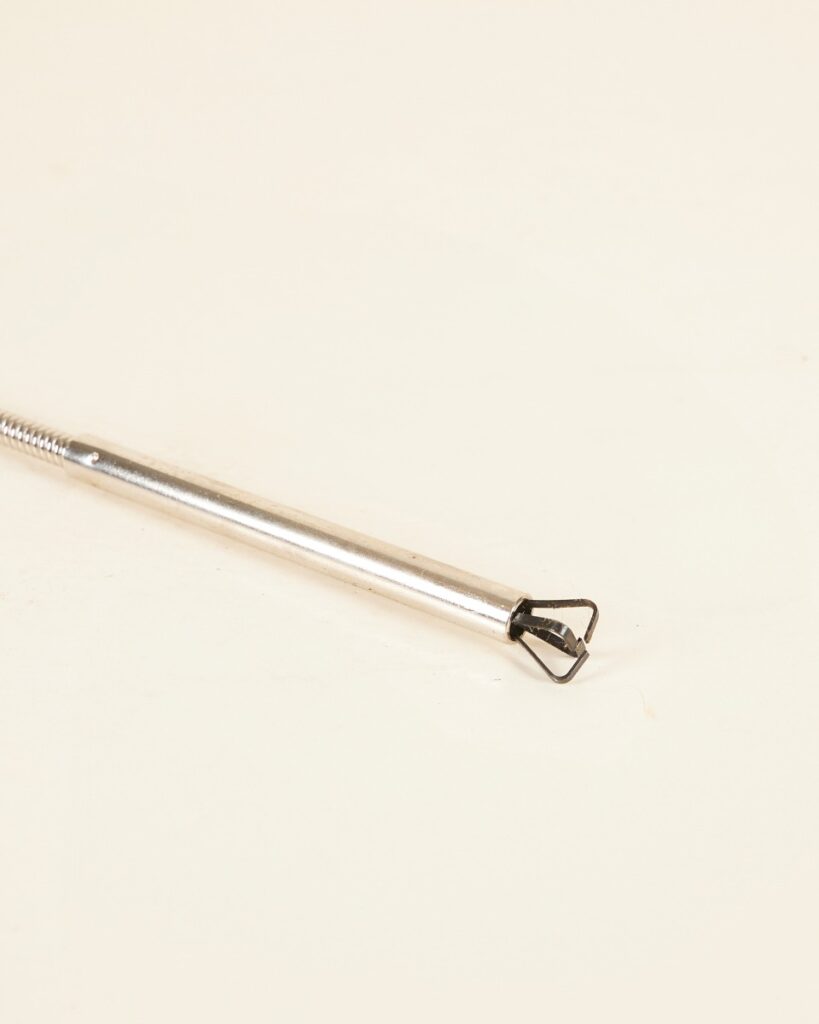 Toby Terrarium Pickup Tool